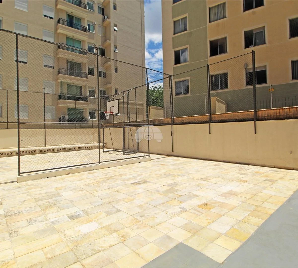 Furnished apartment, 108 m², with a grill on the balcony — photo 36