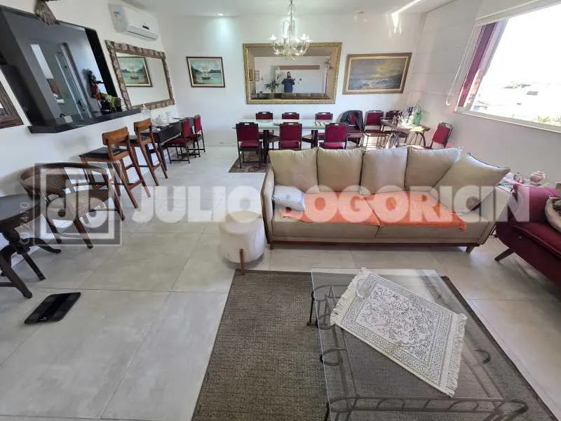 Apartamento para locação sem mobília com 4 quartos e 4 banheiros — photo 9