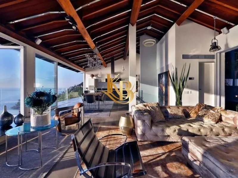 Unfurnished house with 5 bedrooms and 5 bathrooms — photo 14