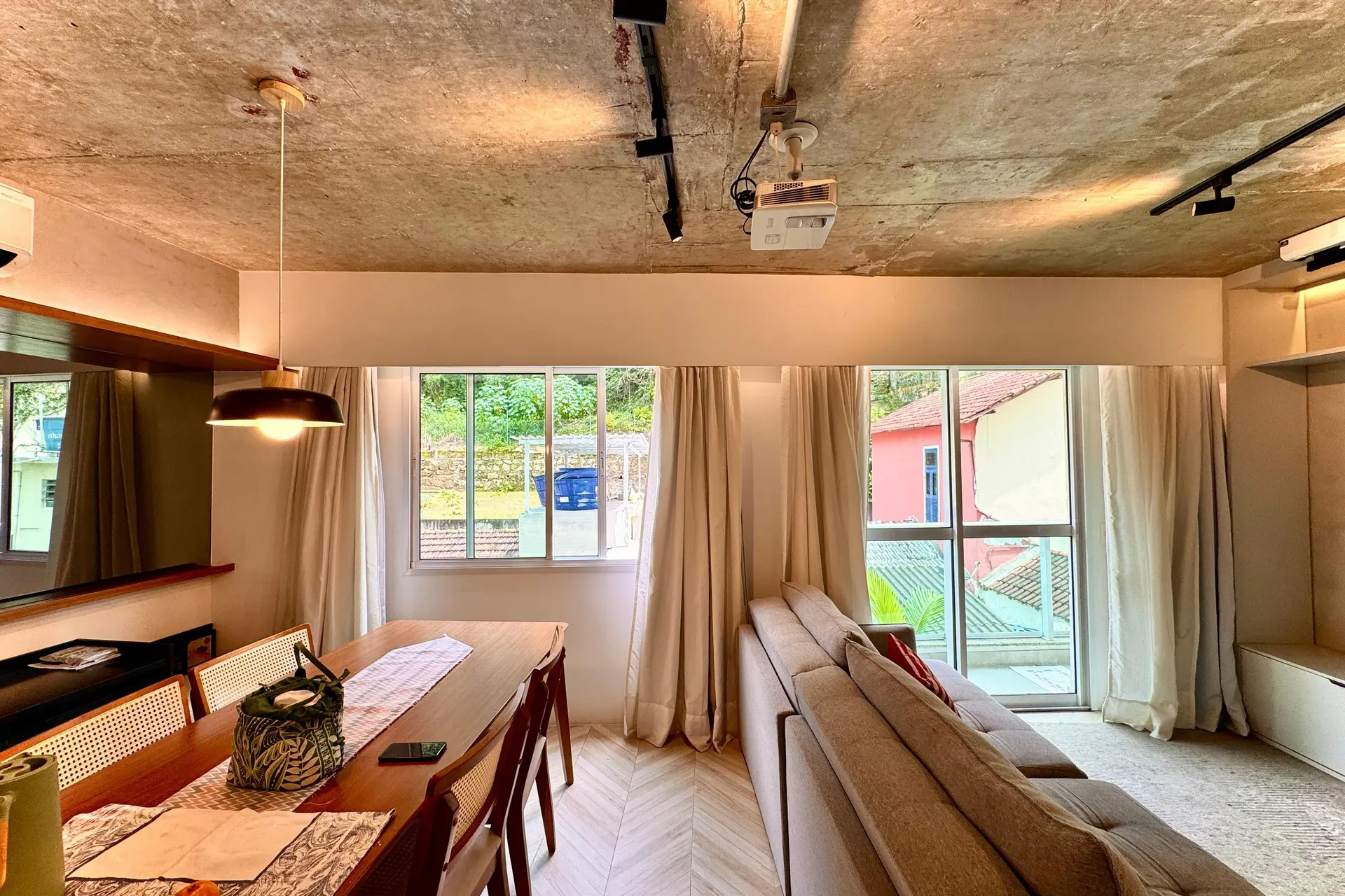 2-bedroom apartment with floor-to-ceiling windows — photo 25