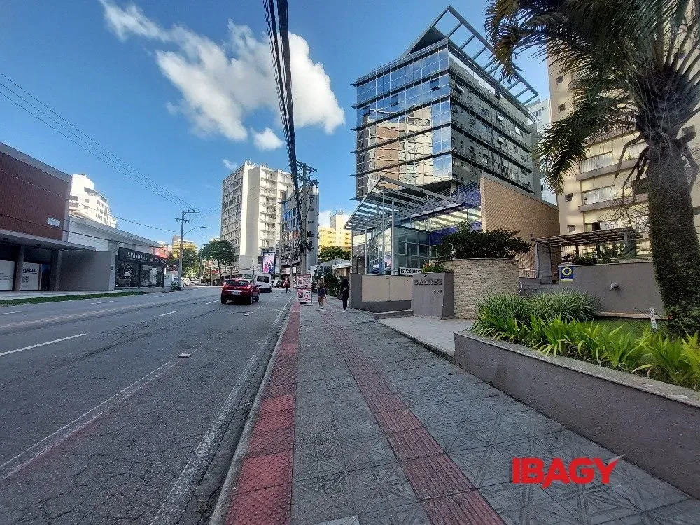 1-bedroom apartment with 59 m² and 1 parking spot — photo 27