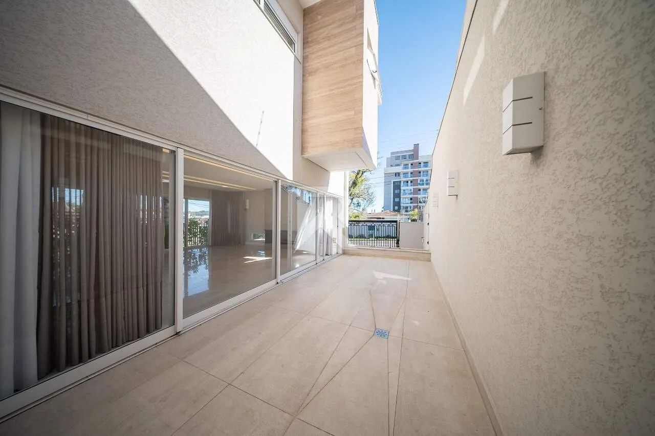 House, 441 m², with a private BBQ — photo 42