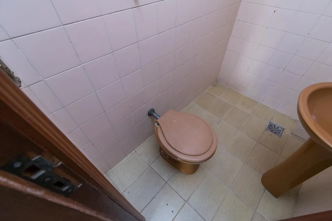 Casa sem mobília com 4 quartos e varanda — photo 72