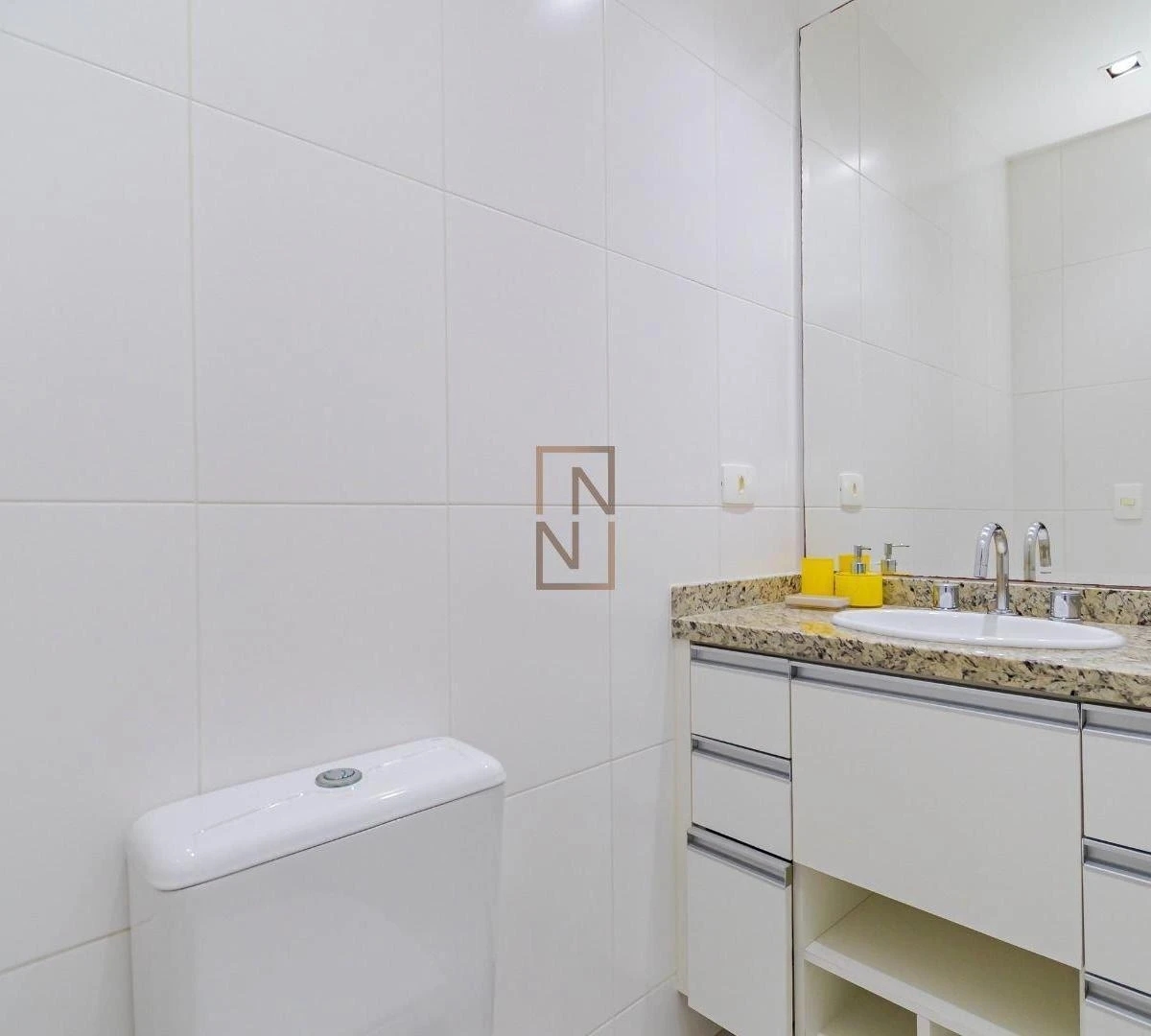 One-bedroom apartment in a building with a sauna — photo 6