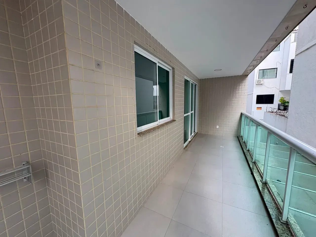 Apartamento sem mobília com 3 quartos e 2 banheiros — photo 5