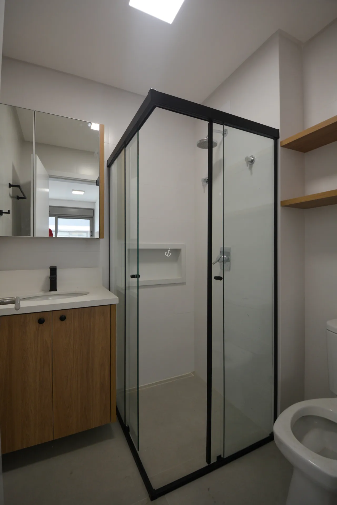 Furnished studio 47 m² with 1 parking space on 4th floor — photo 31
