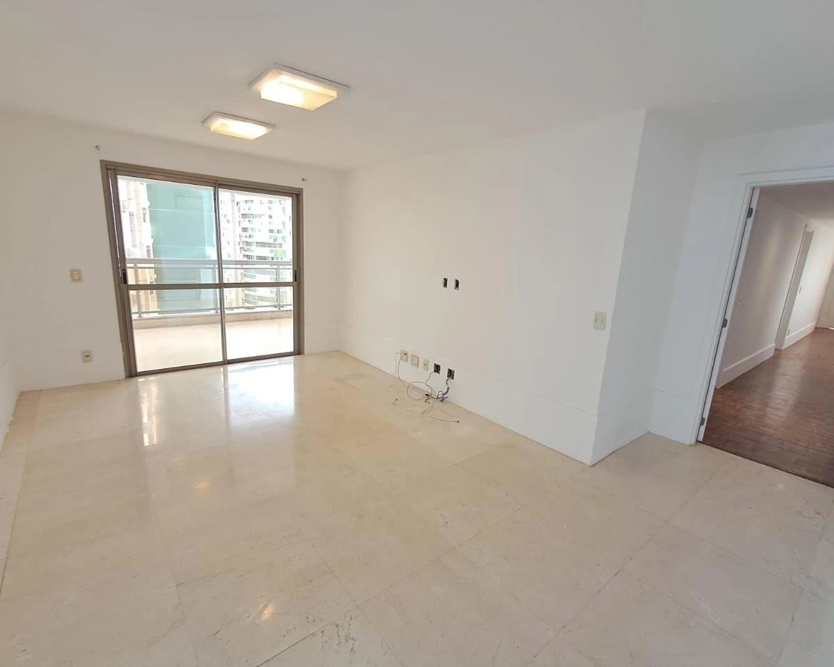 4-suite apartment with 370 m² and private BBQ area — photo 34