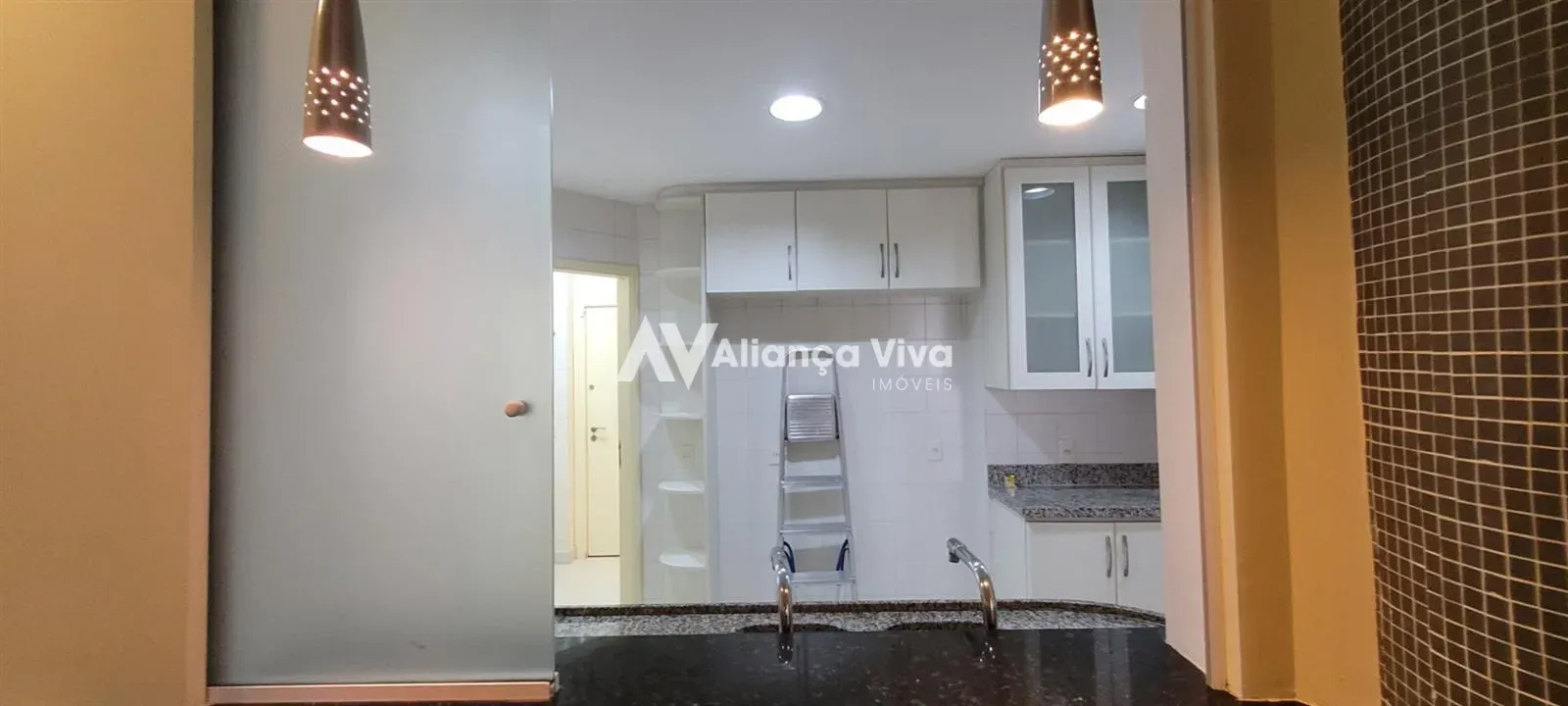 96 m² unfurnished apartment with 2 bedrooms and suite — photo 25