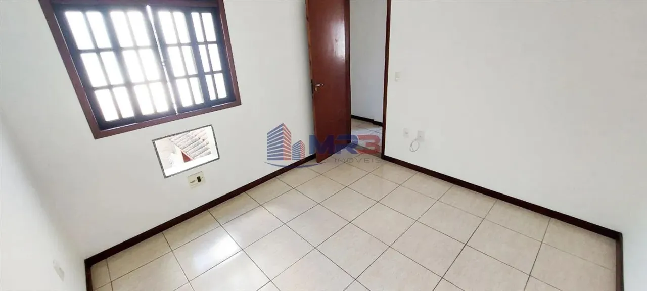 Unfurnished house with a closed kitchen and 3 bedrooms — photo 17