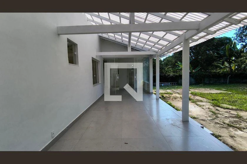 Casa com 3 quartos e 1230 m², pisos em cerâmica — photo 17