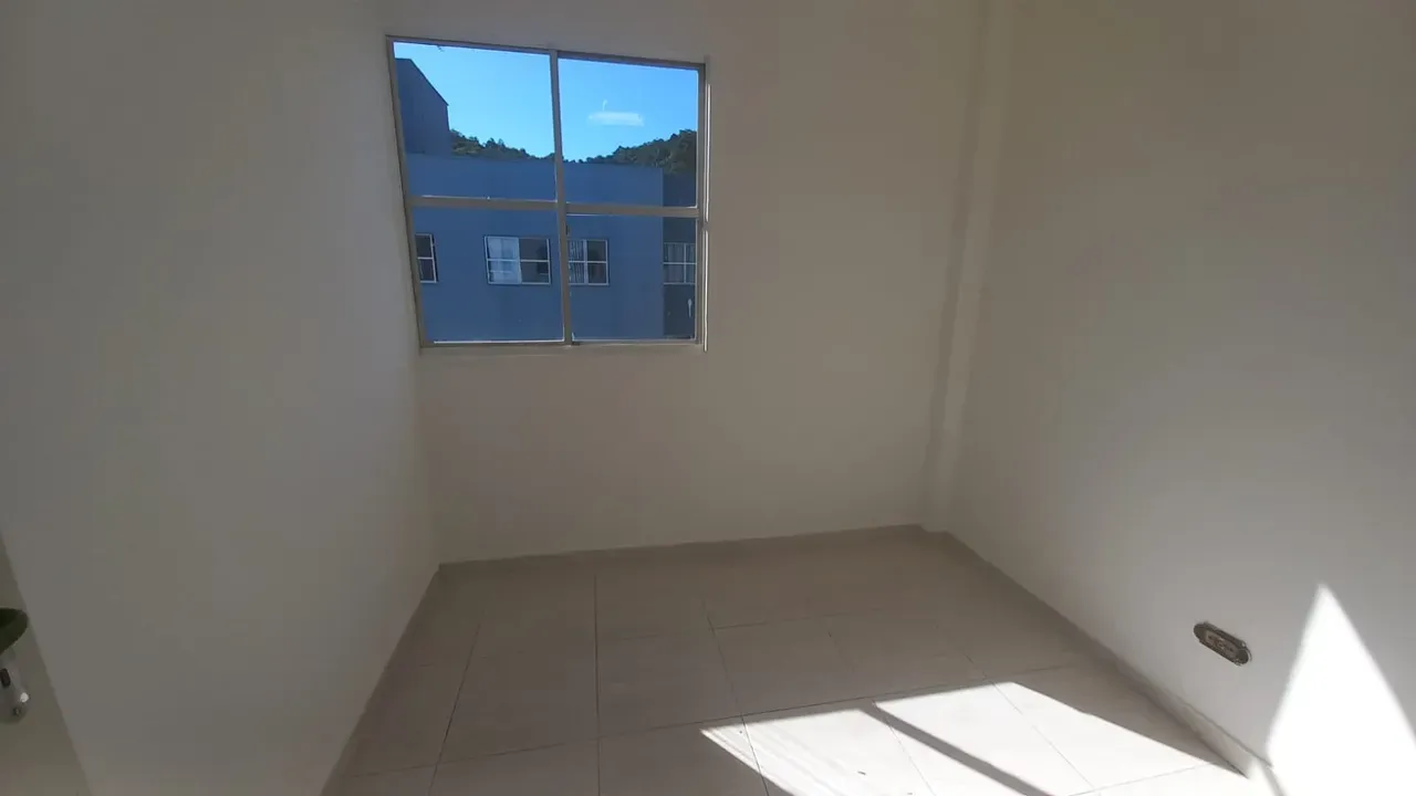 2-bedroom apartment with a mountain view in Florianópolis — photo 21