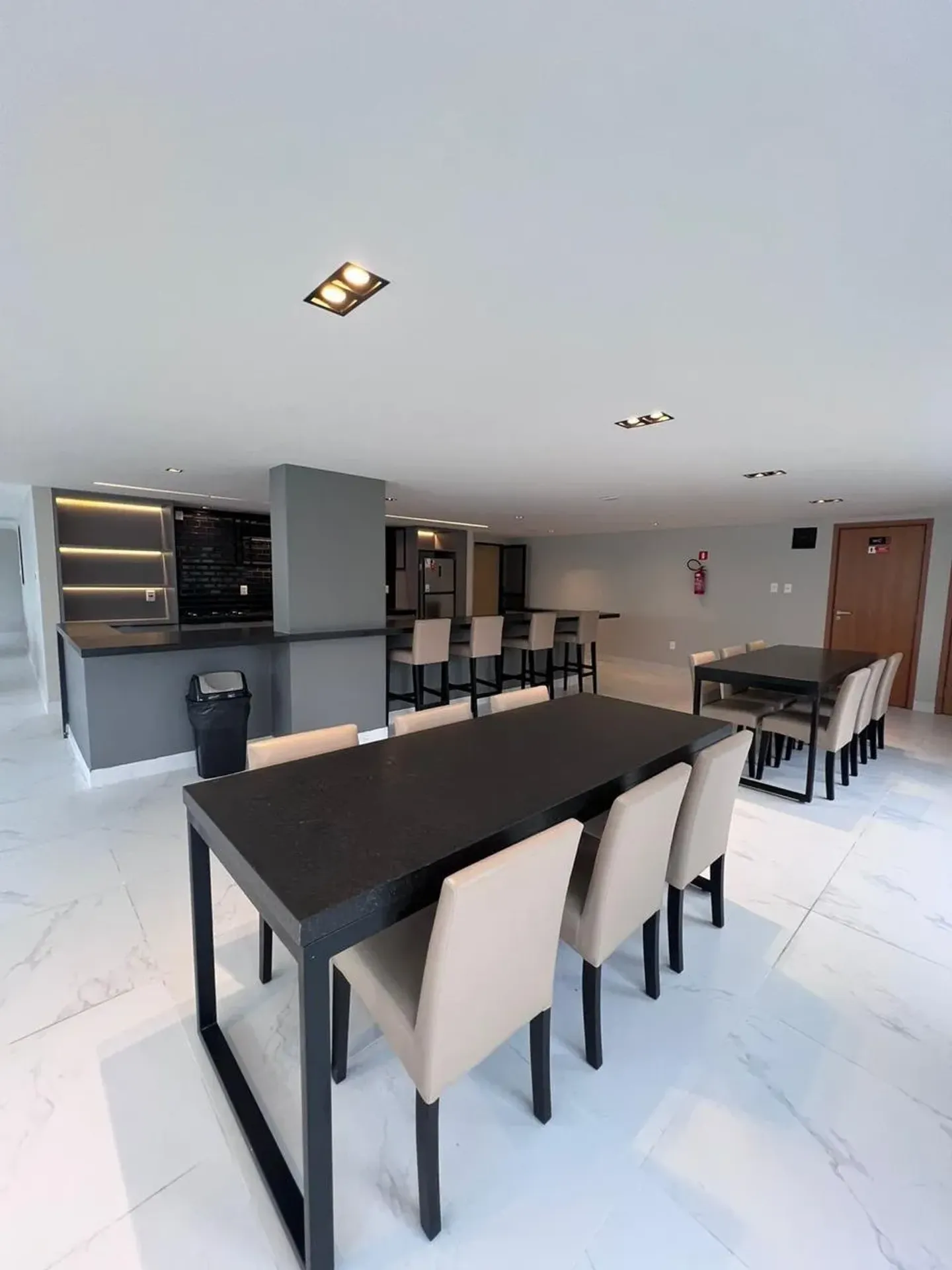 Квартира 79 м² со стиральной машиной и приватным барбекю — photo 27