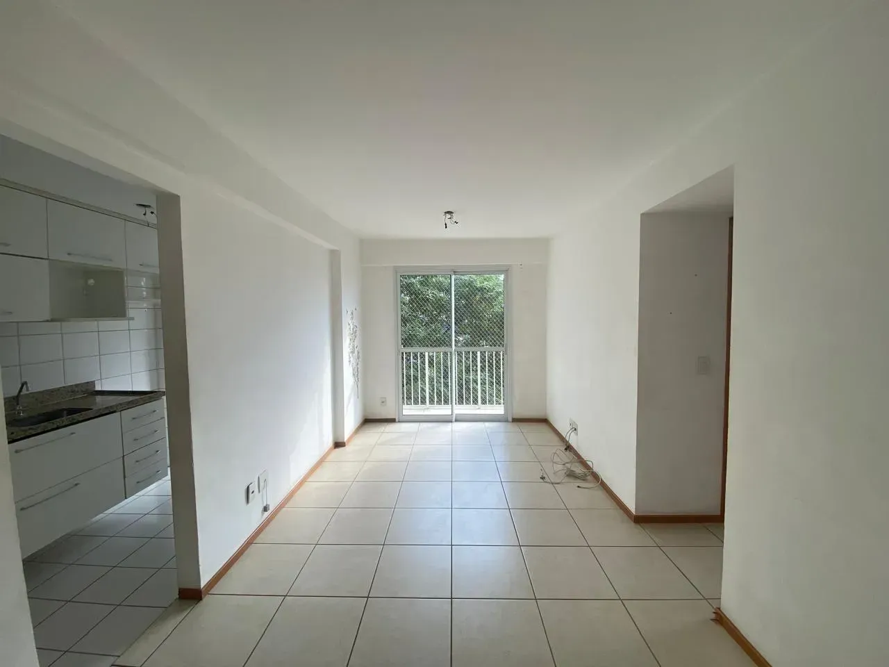 2-bedroom apartment with a mountain view — photo 6