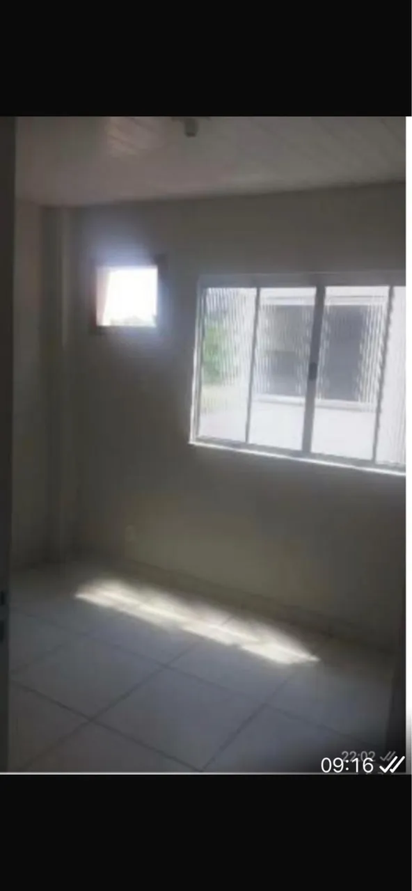 Unfurnished 1-bedroom apartment with balcony — photo 4