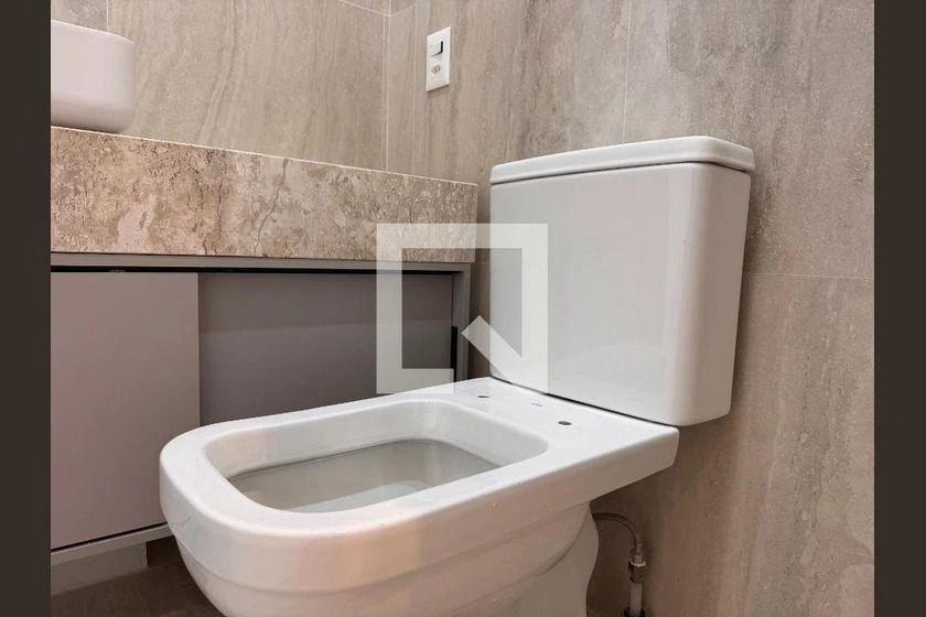 Rental apartment with 3 en-suite bedrooms and 130 m² — photo 41