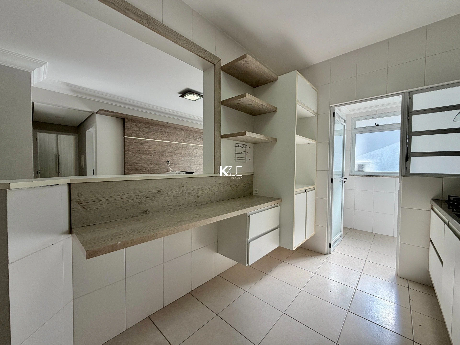 2-bedroom apartment in a building with a sauna — photo 14