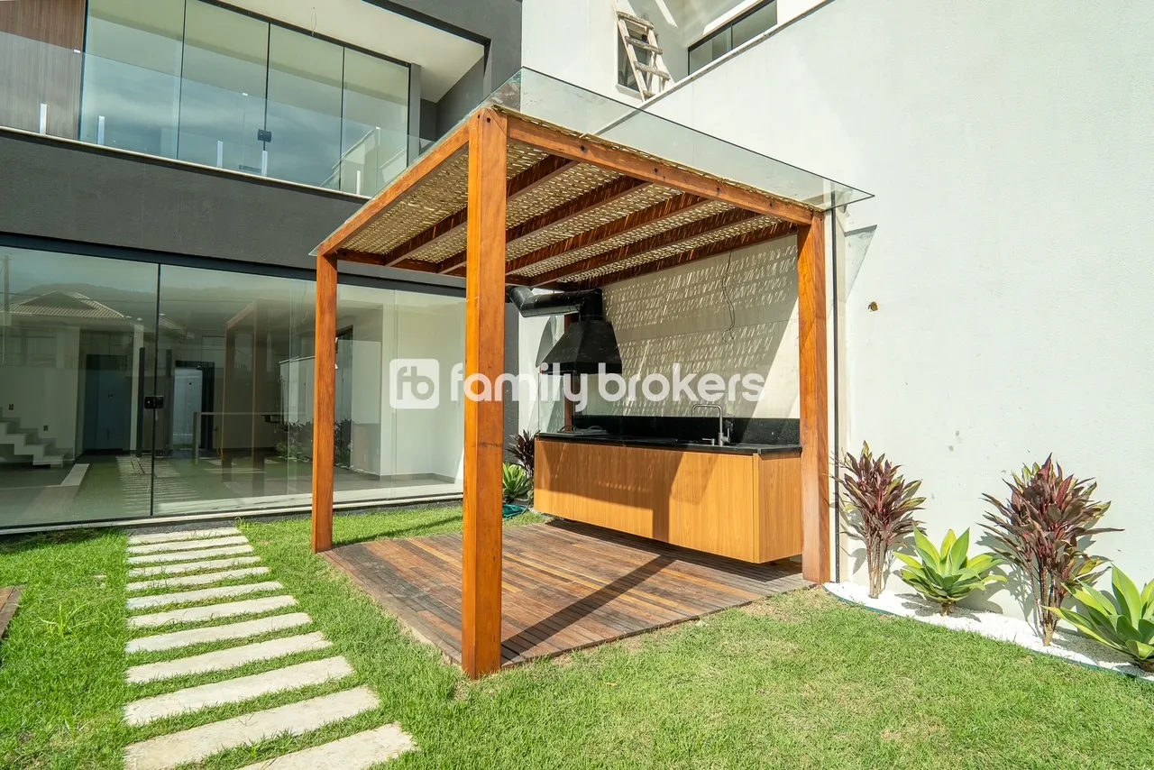 House with open-plan kitchen and 4 bedrooms, 220 m² — photo 9