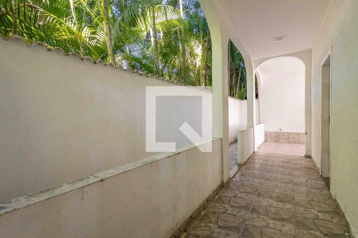 Condominium house with 3 bedrooms and private garden — photo 4