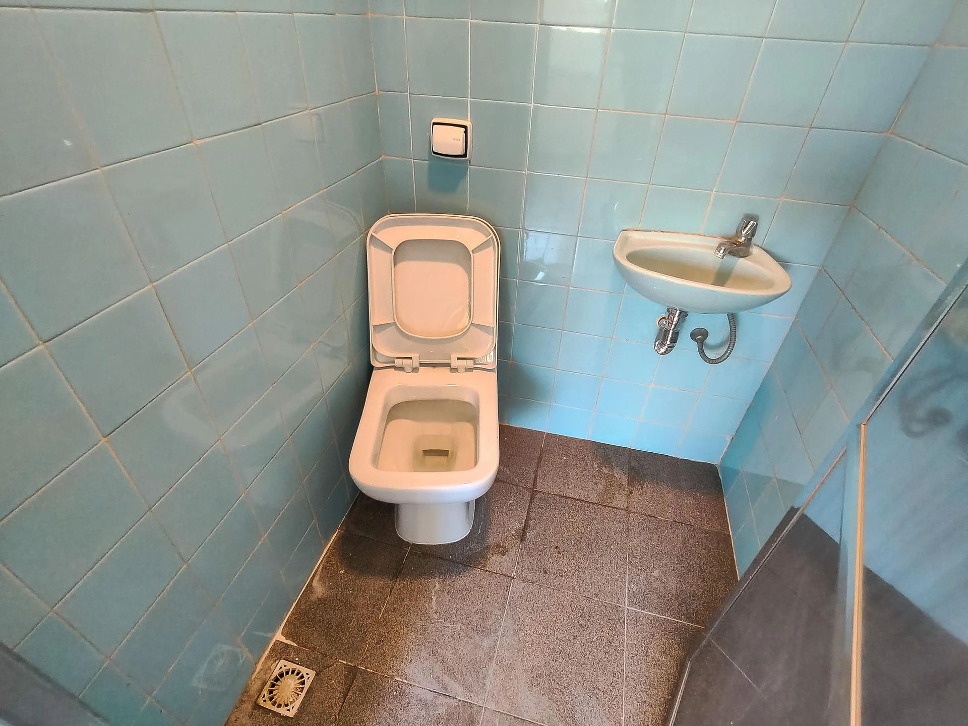 House for rent with 5 bedrooms and 8 bathrooms — photo 53