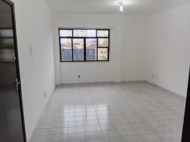 Unfurnished studio with 1 bedroom and 1 bathroom — photo 3
