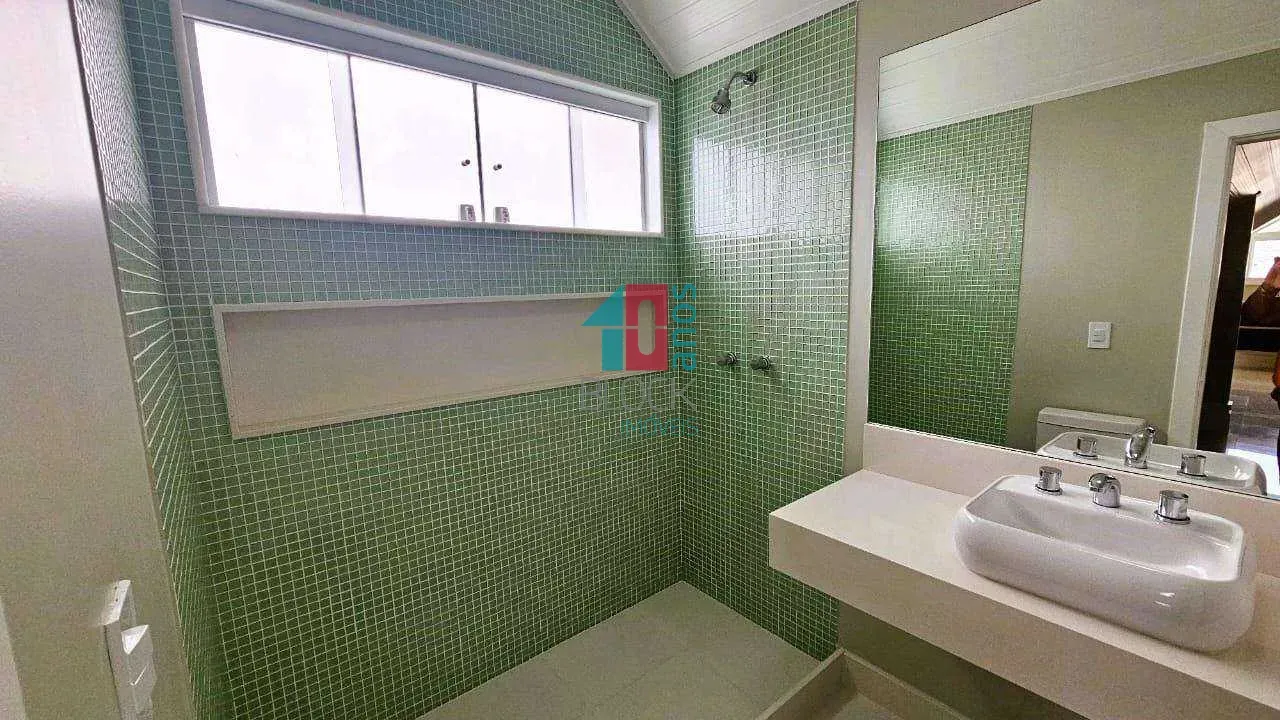 4-bedroom apartment with private garden and 364 m² — photo 33