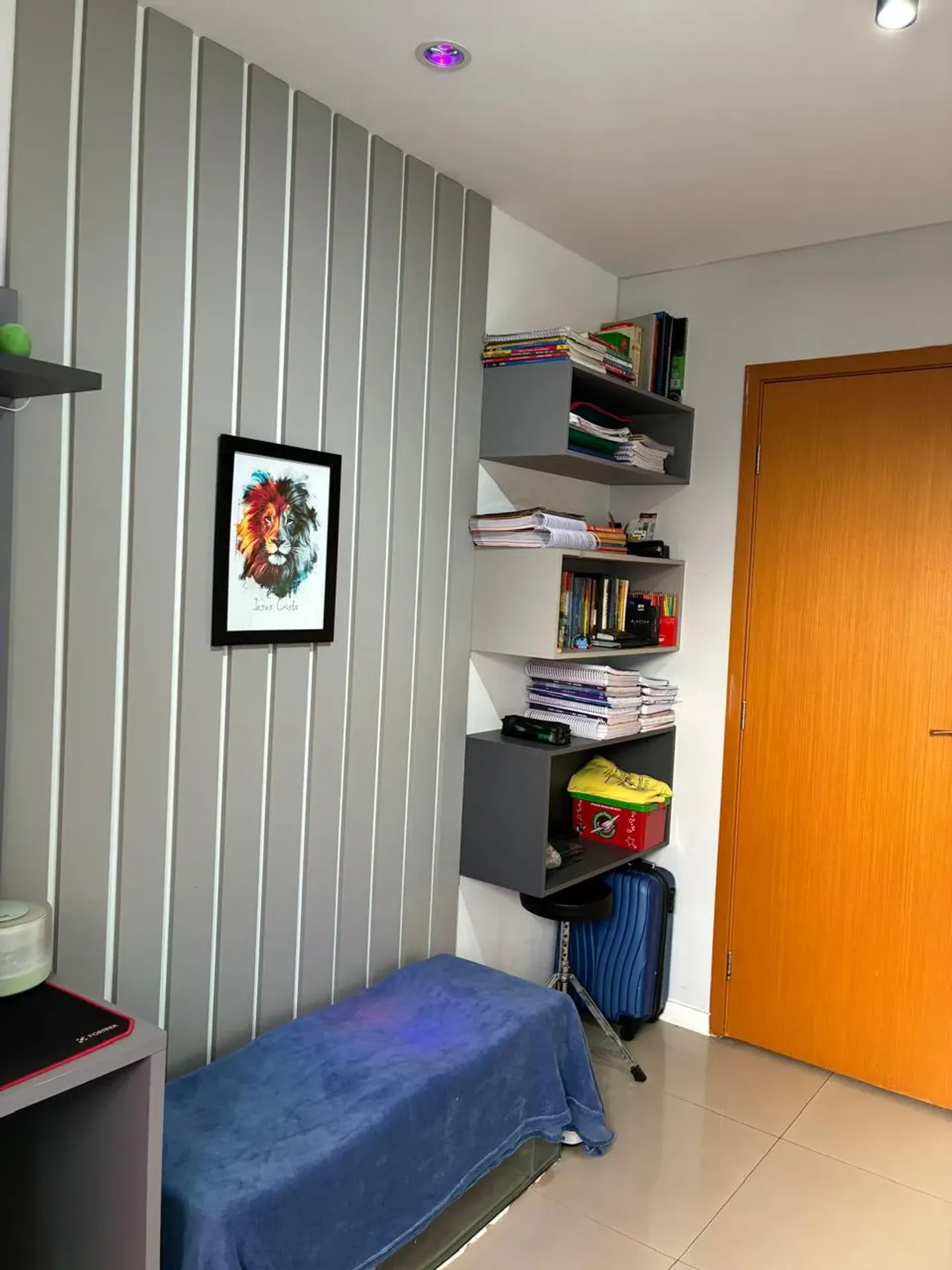 Furnished 2-bedroom apartment with en-suite and parking — photo 38