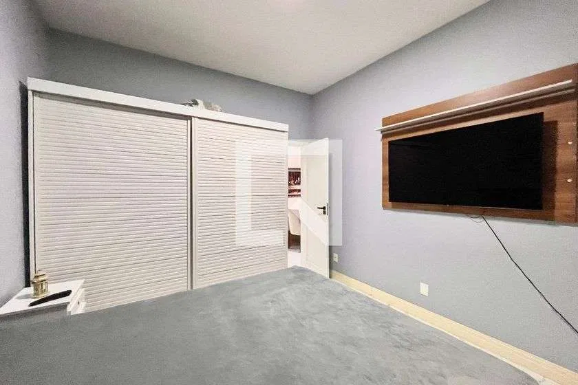 Furnished 90 m² apartment with 2 bedrooms and parking — photo 18