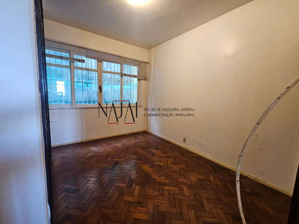 3-bedroom apartment with a closed kitchen and 120 m² — photo 8