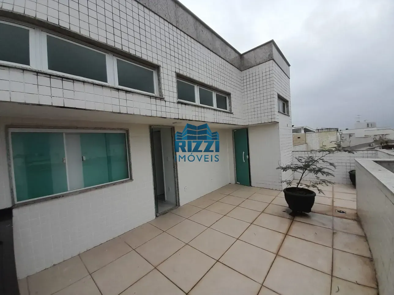 Apartamento com 3 quartos e 5 banheiros com terraço — photo 25
