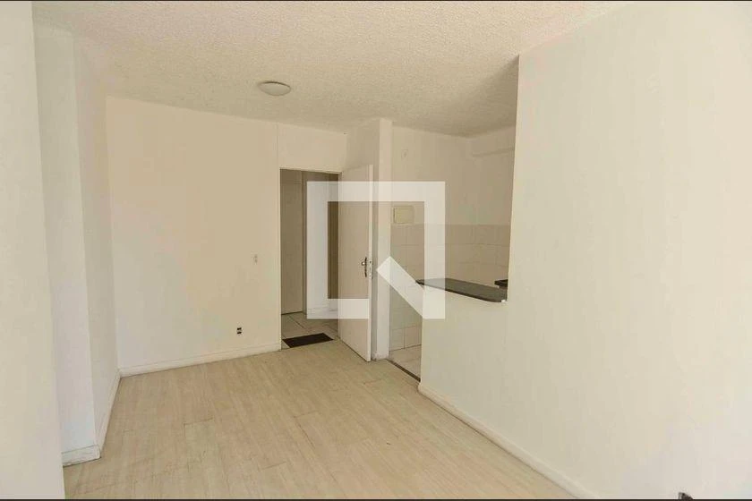 Apartamento de 2 quartos em condomínio com piscina — photo 18