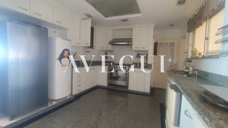Apartamento mobiliado com 4 quartos e 5 banheiros — photo 18