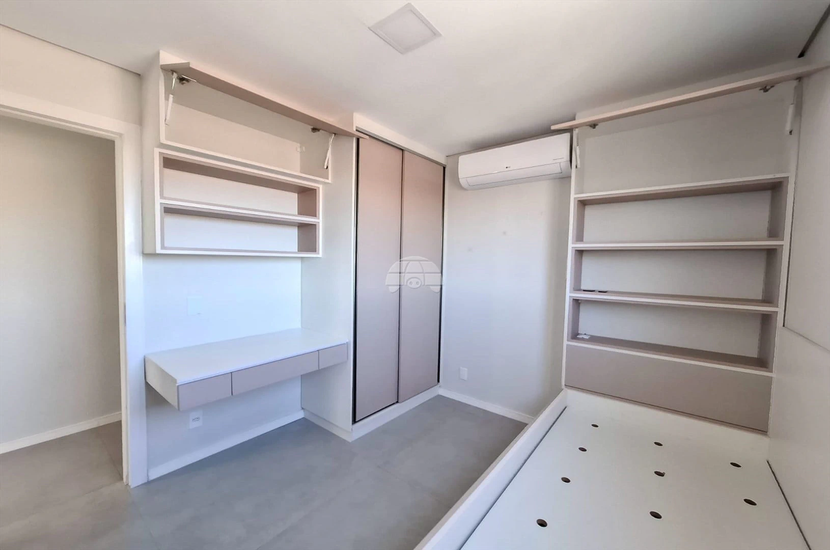 Furnished 3-bedroom apartment with integrated kitchen — photo 3
