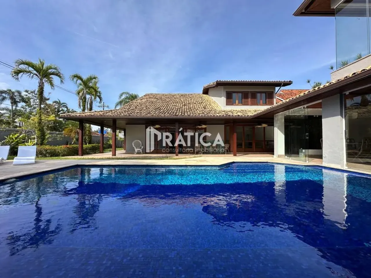 House with 5 bedrooms and 5 bathrooms, balcony grill — photo 6
