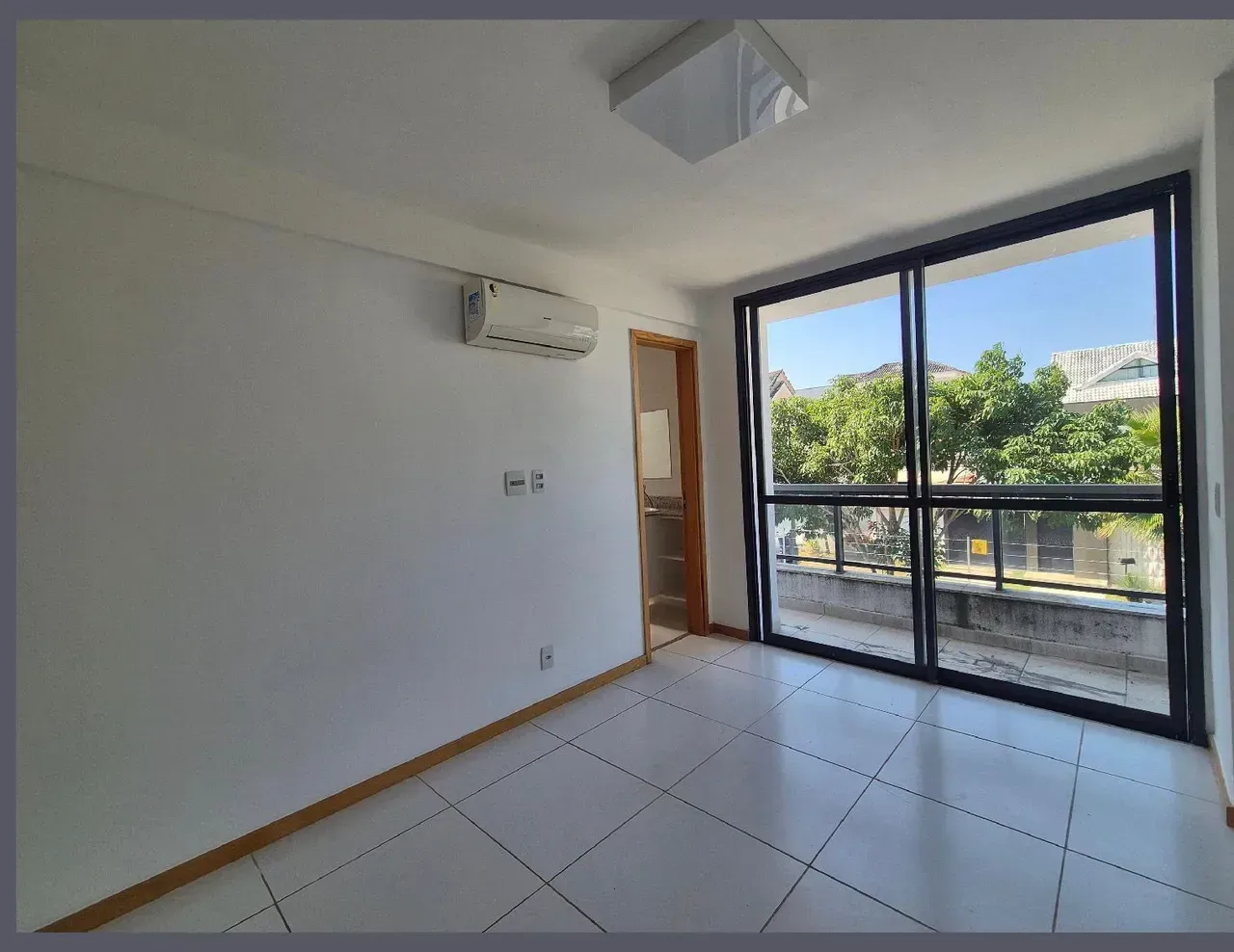 Rental house with 4 bedrooms and 300 m² — photo 9