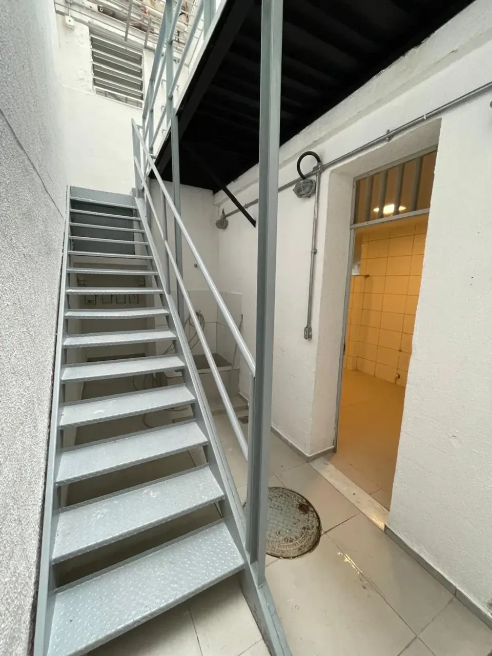 Unfurnished house with 3 bedrooms and 3 bathrooms — photo 16