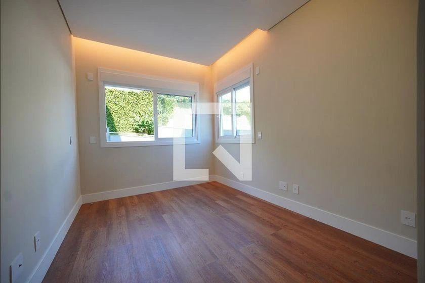 3-bedroom apartment with a water view in Florianópolis — photo 5