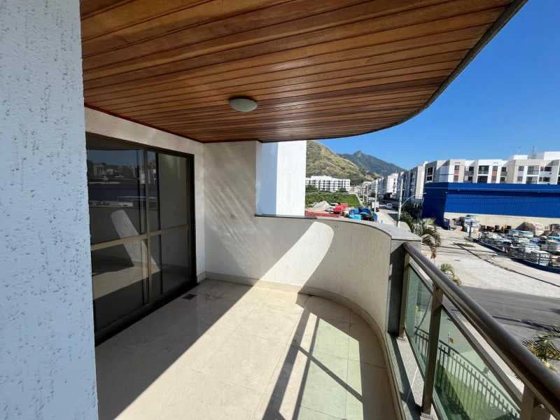 2-bedroom apartment with 1 en-suite and balcony — photo 3