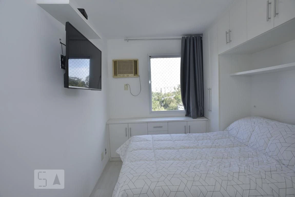 2-bedroom apartment with a mountain view — photo 17