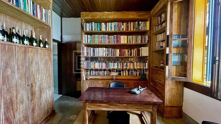 Casa sin amueblar con 4 dormitorios y cocina a gas — photo 16