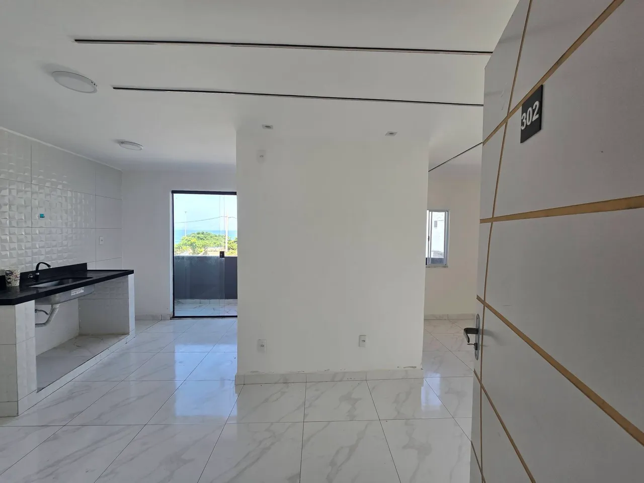 Квартира 80 м² с видом на воду и застеклённым балконом — photo 12