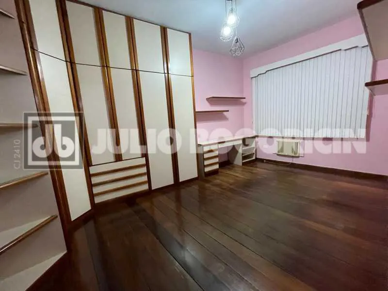 Жилая квартира с 3 спальнями, 3 ванными и застекленным балконом — photo 5
