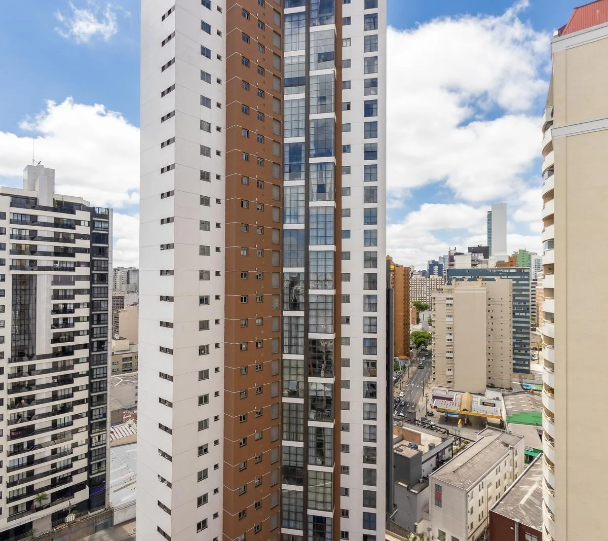 Furnished one-bedroom, 70 m² apartment in Curitiba — photo 5