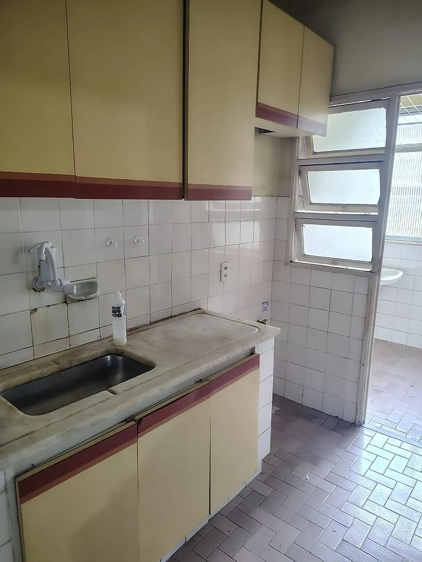 Apartment, 80 m², with wood or laminate floors — photo 11