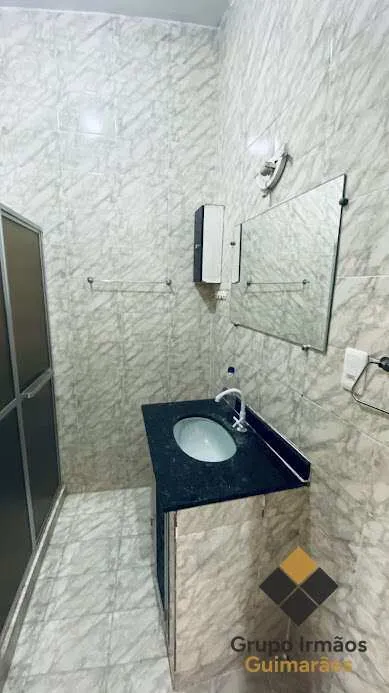 Casa com 3 quartos e 2 banheiros, 60 m², sem vaga