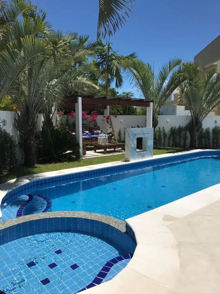 House with 7 bedrooms and 6 en-suites plus pool — photo 35