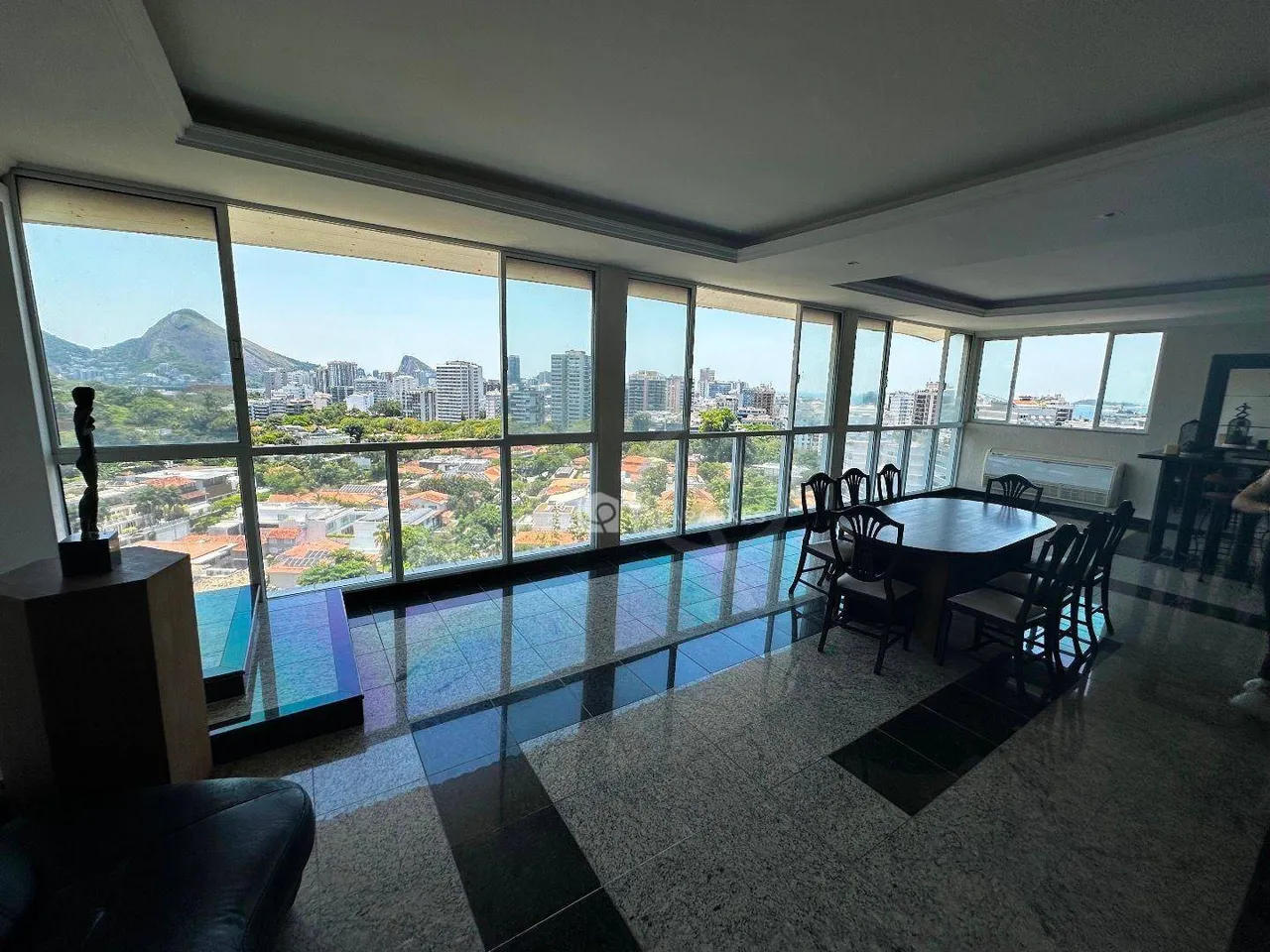 Furnished house with 5 bedrooms and 1200 m² gas kitchen — photo 3