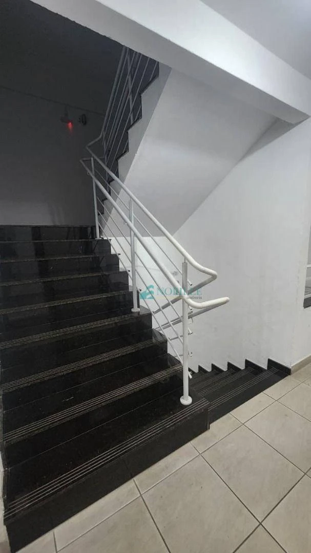 Балкон с грилем и 2 спальни: квартира 65 м² — photo 30