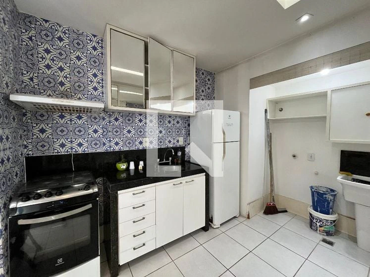 Apartamento mobiliado de 1 quarto com vista para a água — photo 13