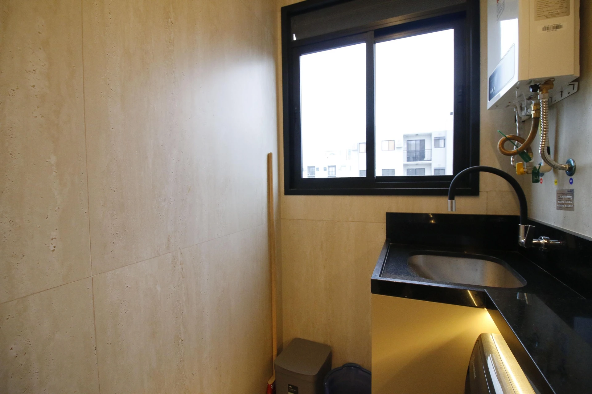 Washing machine in a 2-bedroom apartment, 41 m² — photo 11