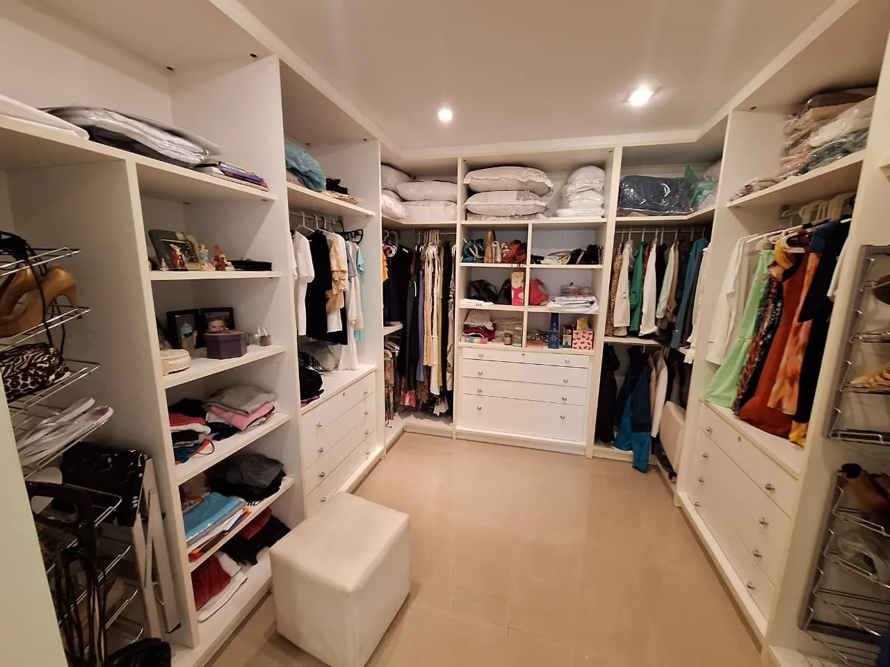 Furnished house with 4 bedrooms and 5 bathrooms — photo 43